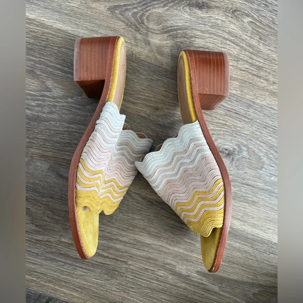 NEW Frye Suede Block Heel Slides 8M Multicolor Scalloped Boho Sandals - Picture 5 of 6